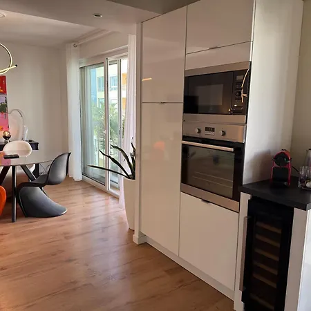 Le Seventies * Περπινιάν